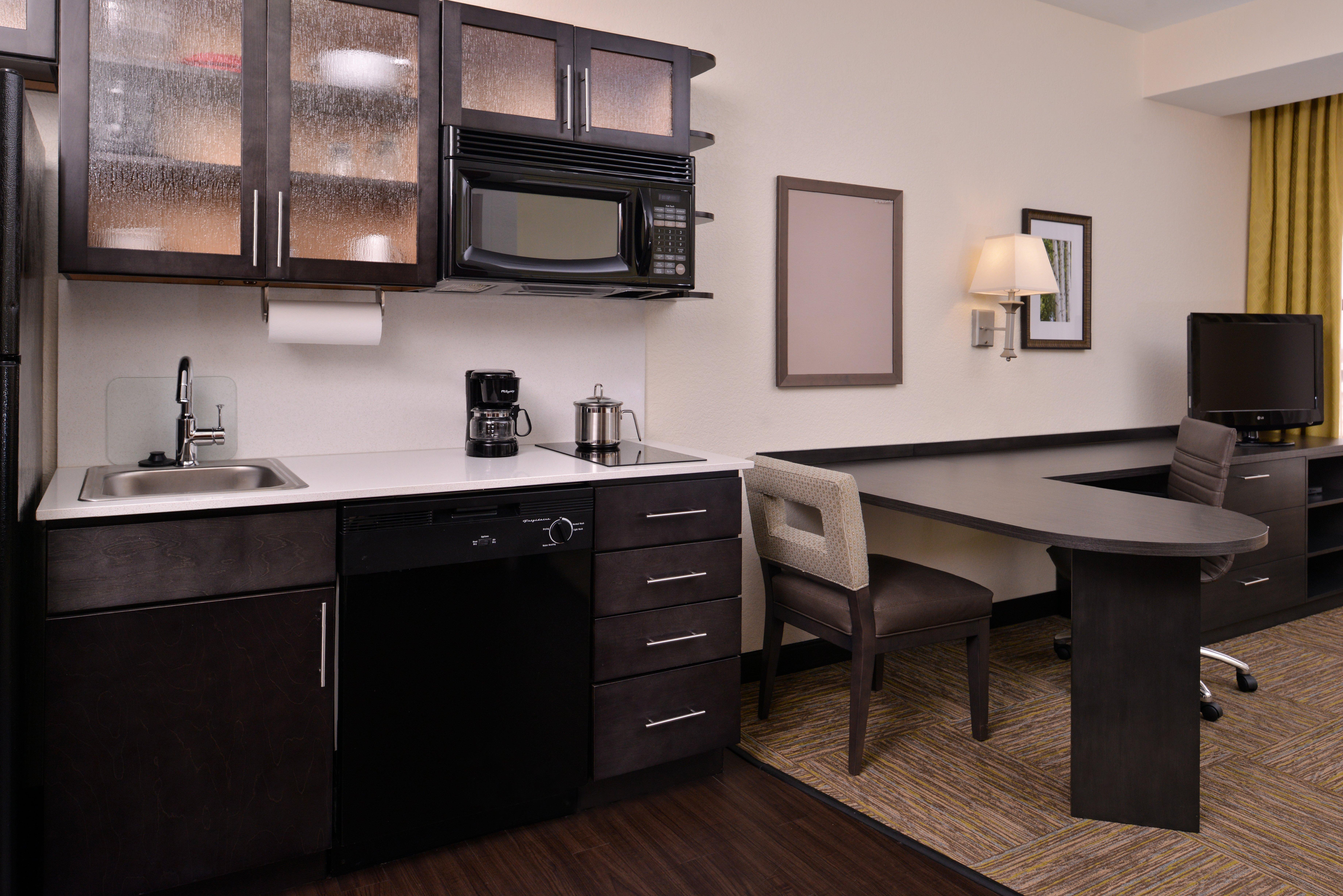 Candlewood Suites Terre Haute By Ihg Buitenkant foto