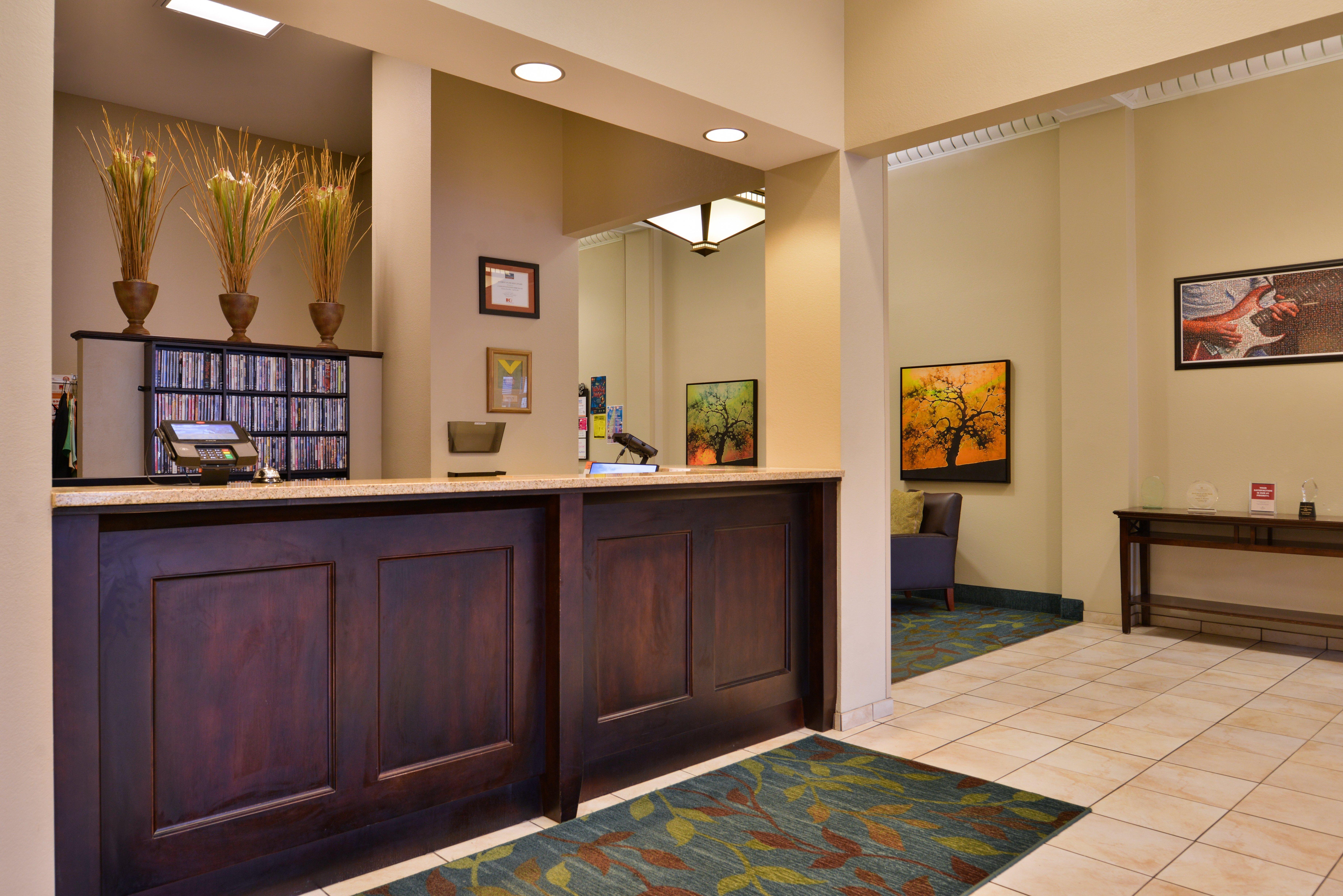 Candlewood Suites Terre Haute By Ihg Buitenkant foto