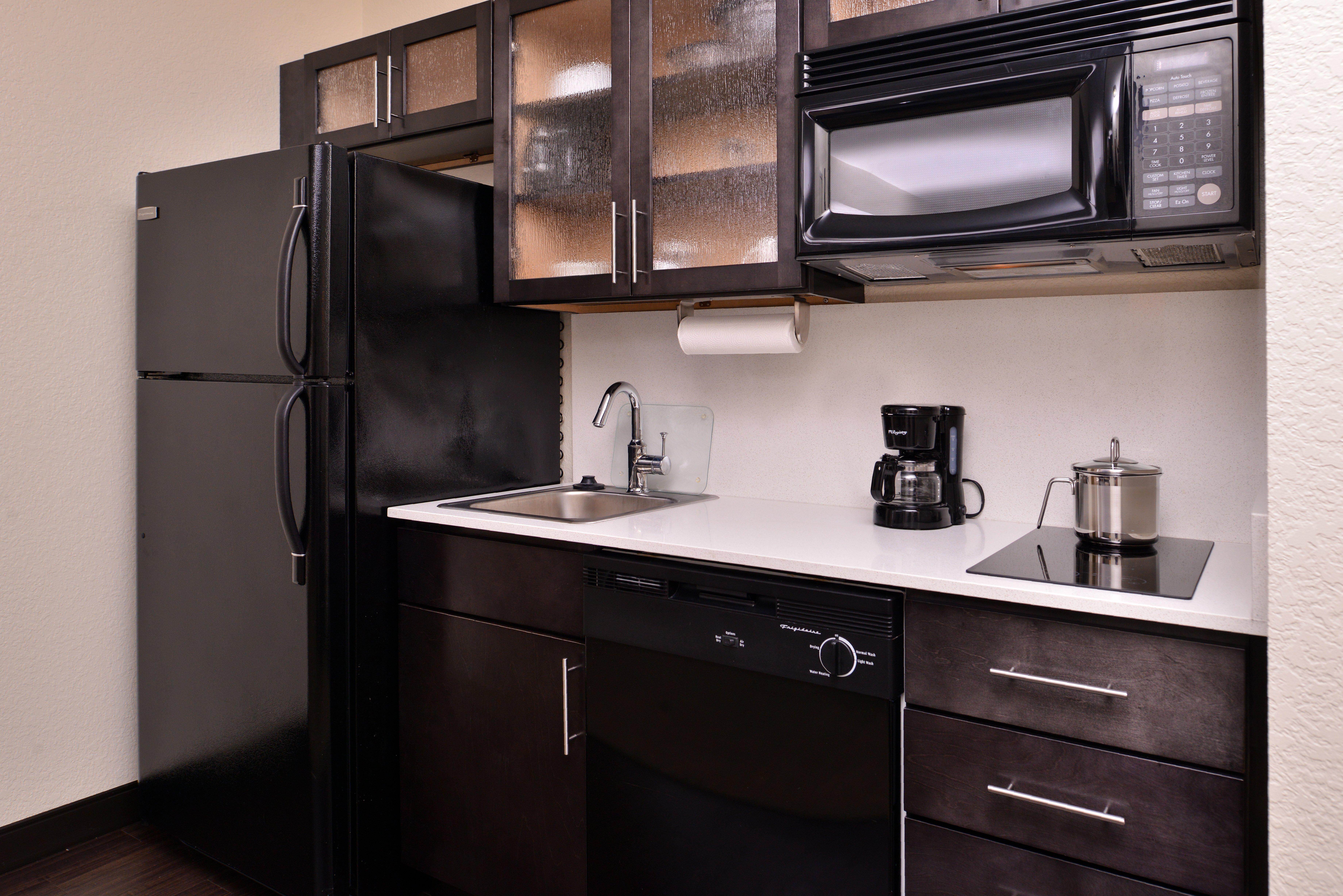 Candlewood Suites Terre Haute By Ihg Buitenkant foto