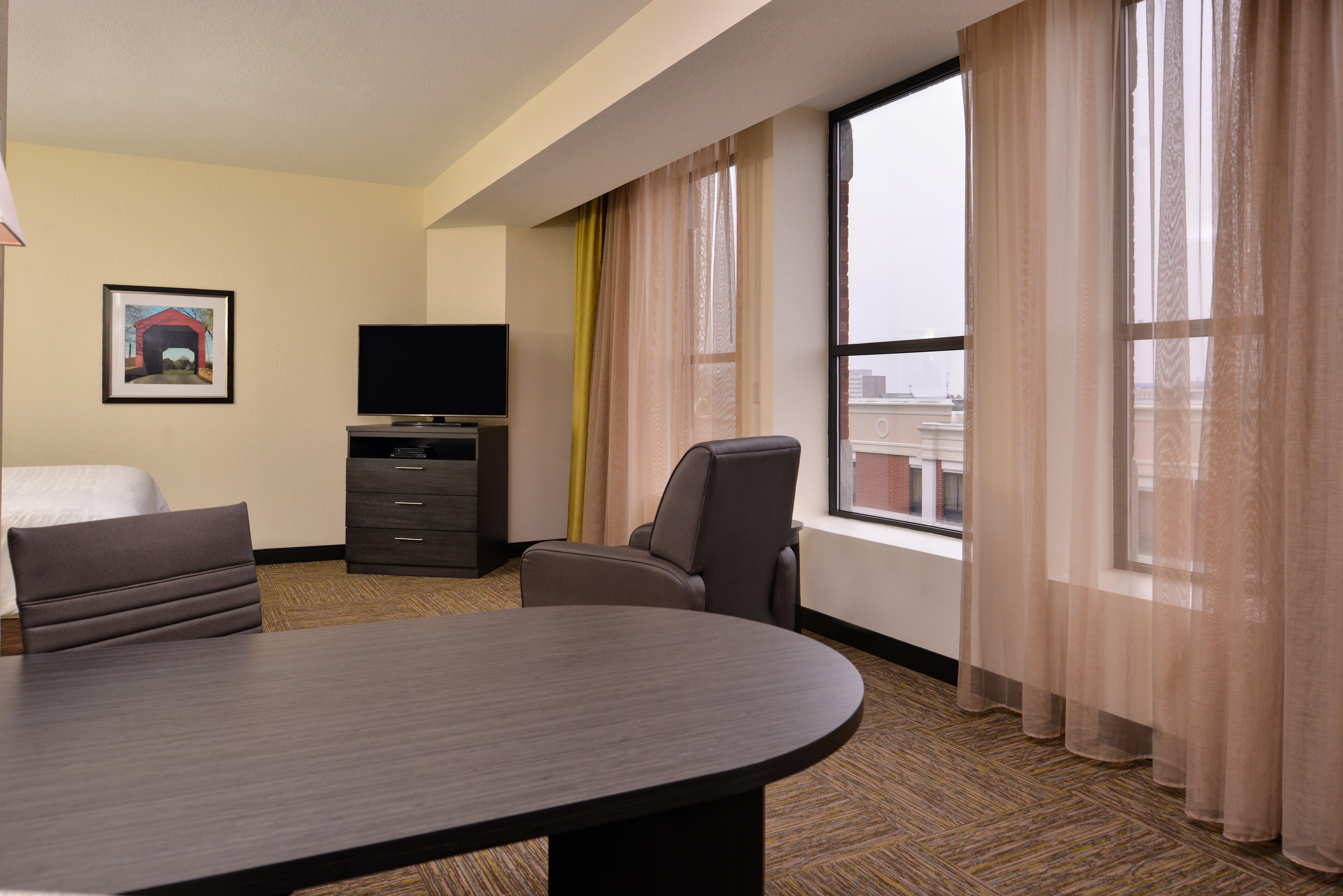 Candlewood Suites Terre Haute By Ihg Buitenkant foto