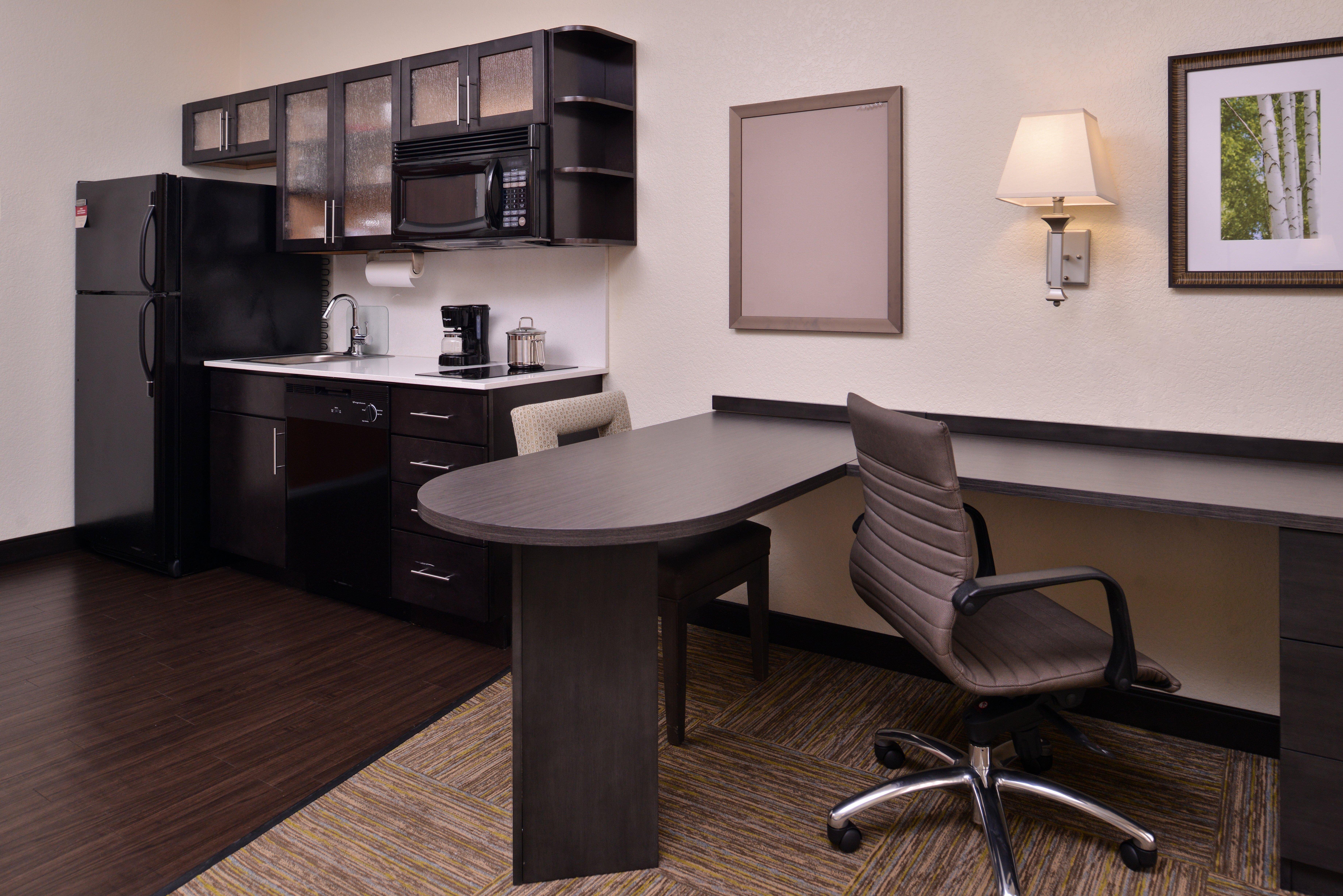 Candlewood Suites Terre Haute By Ihg Buitenkant foto