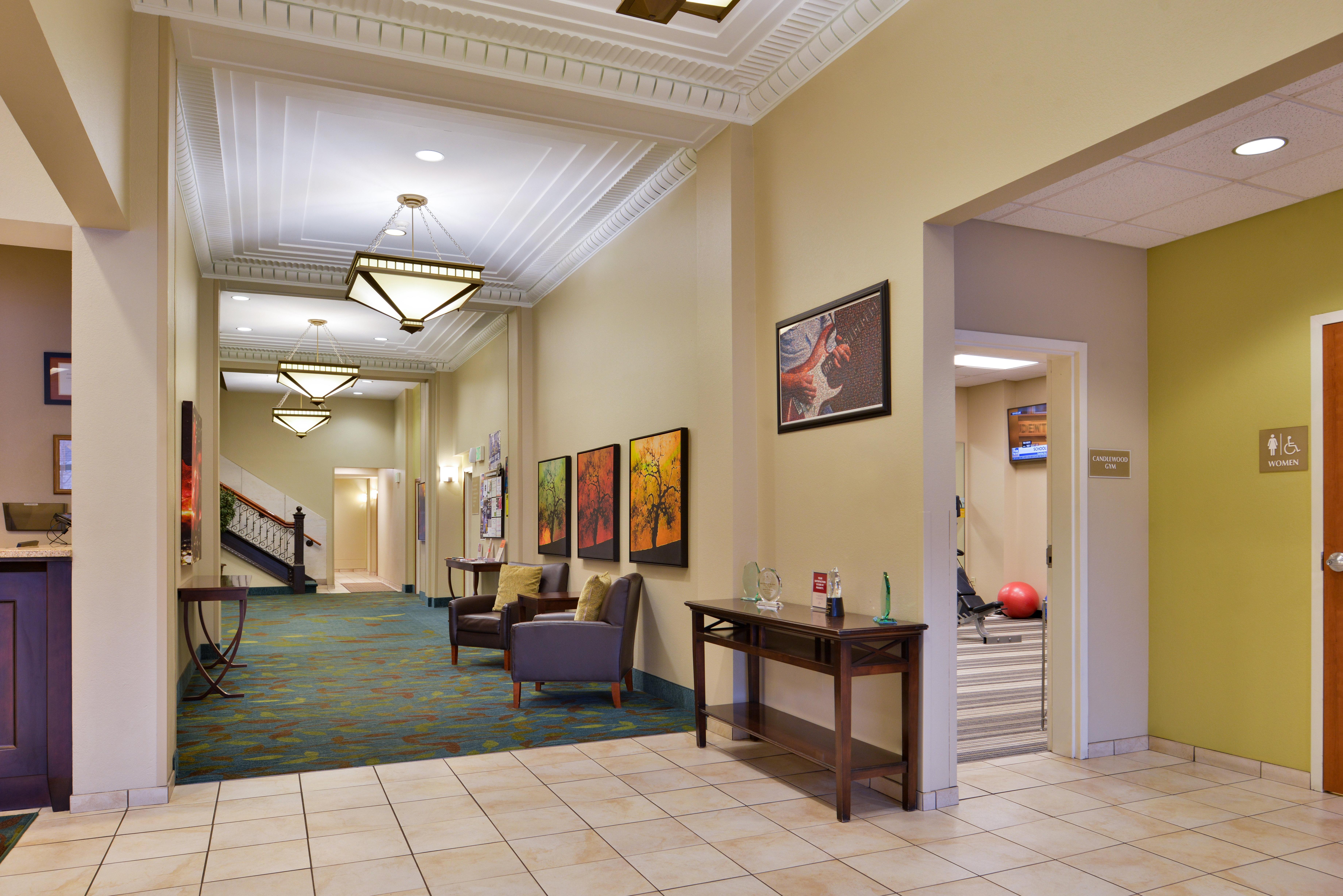 Candlewood Suites Terre Haute By Ihg Buitenkant foto