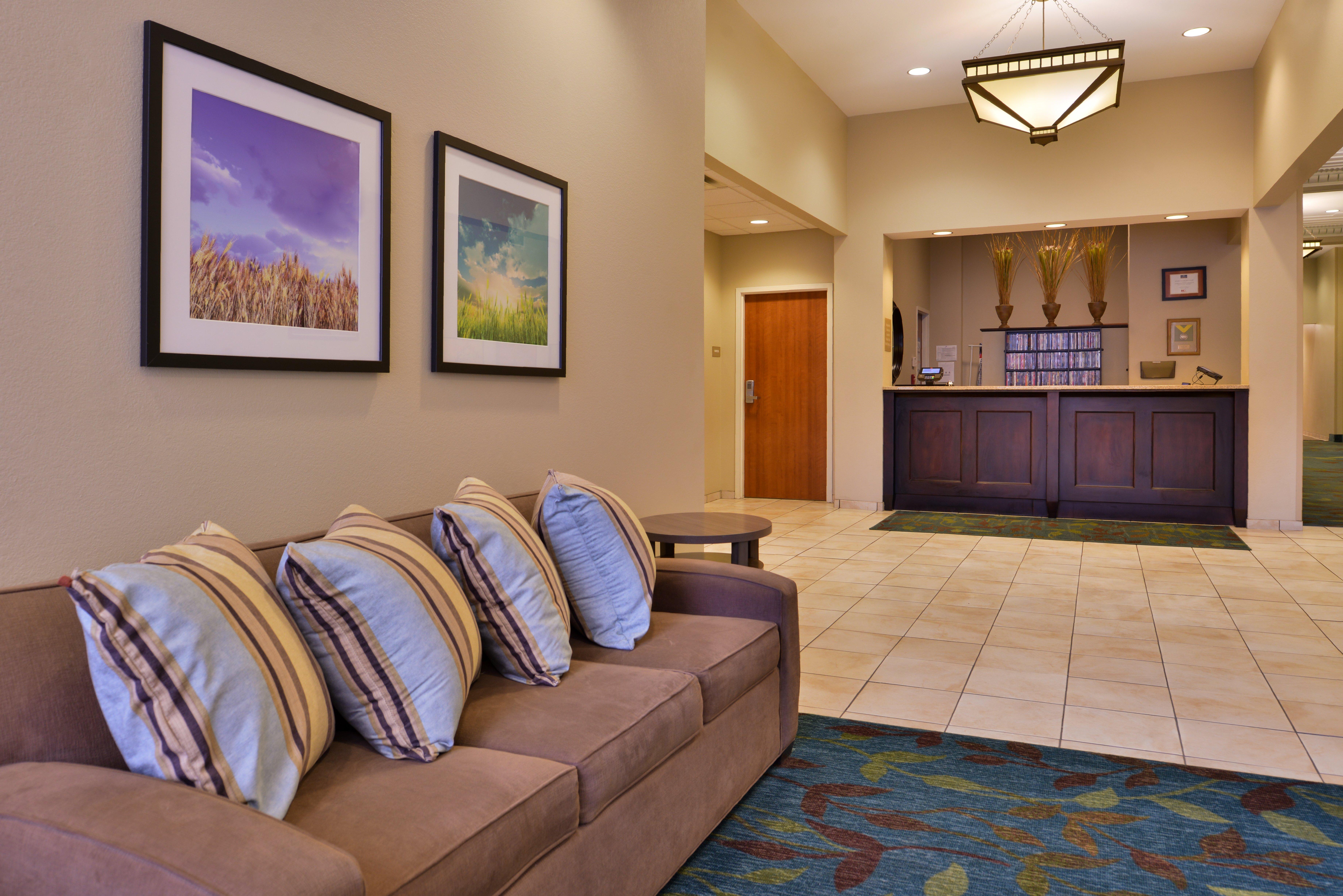 Candlewood Suites Terre Haute By Ihg Buitenkant foto