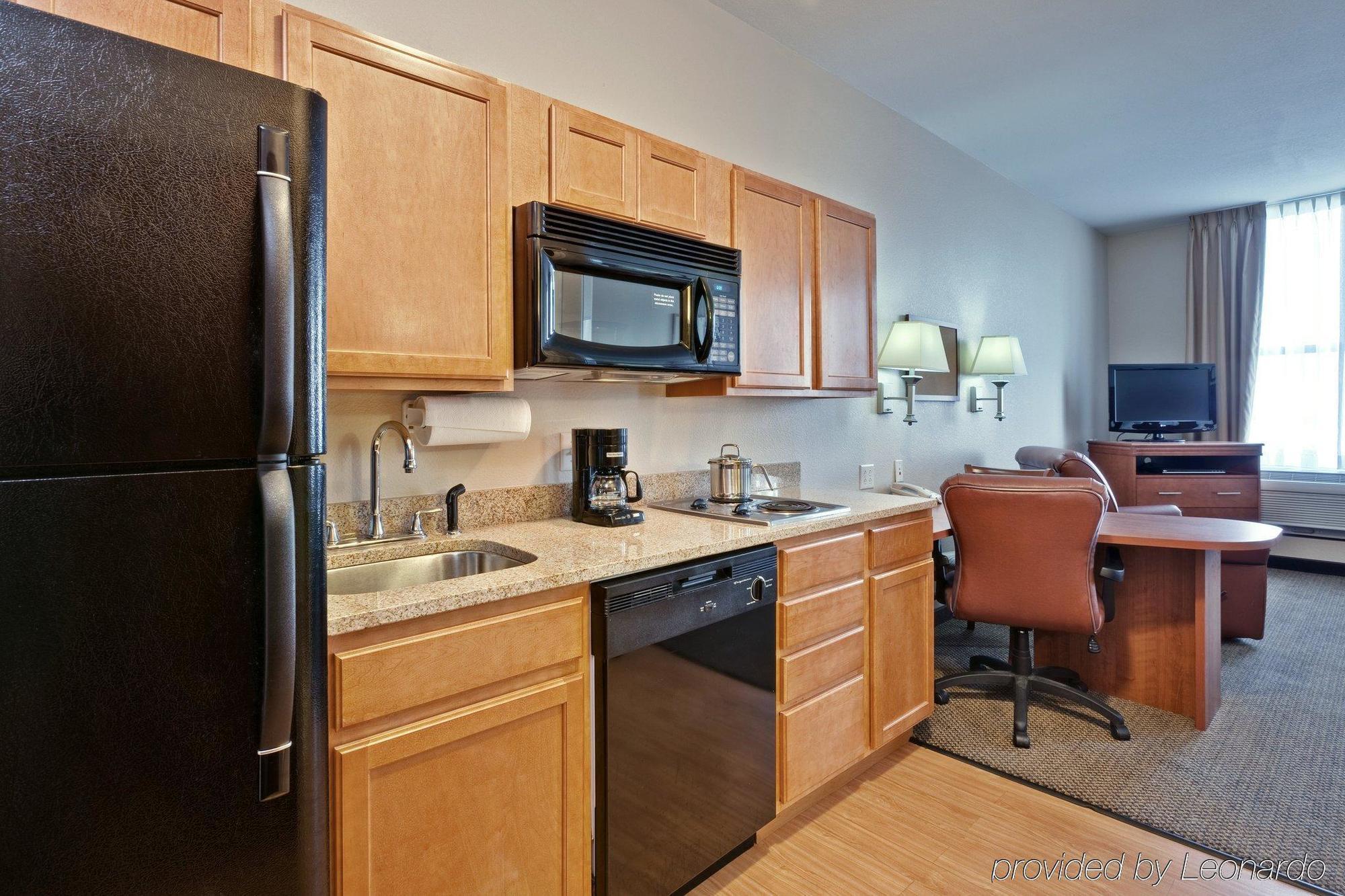 Candlewood Suites Terre Haute By Ihg Kamer foto